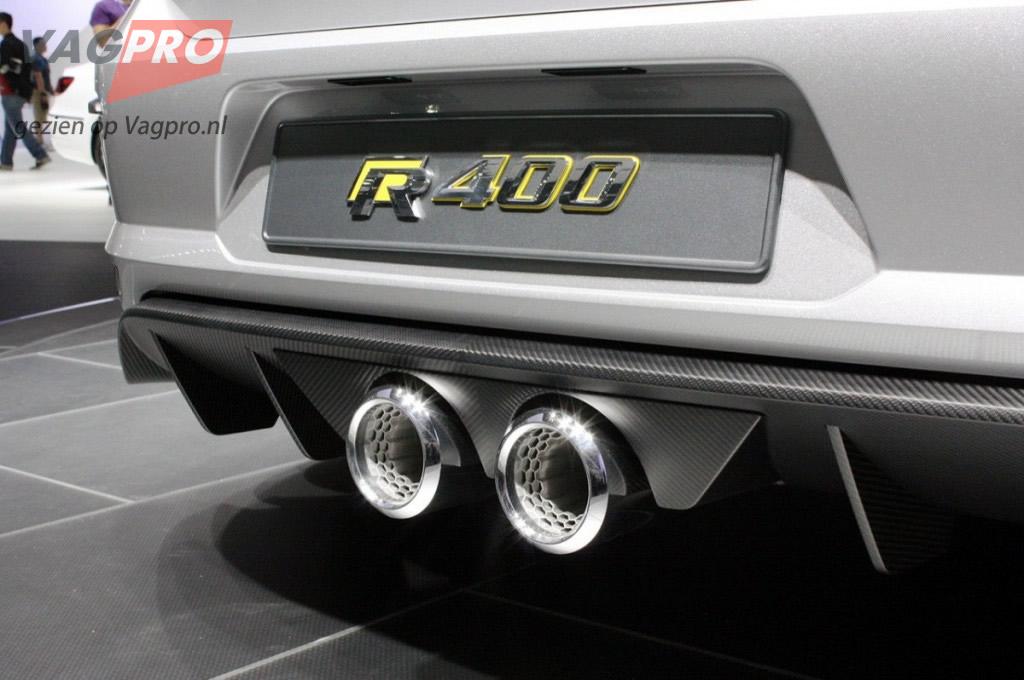 Volkswagen-Golf-R400-5