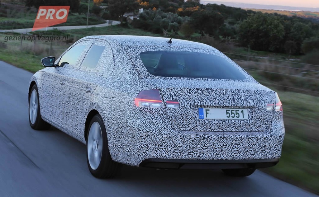 Skoda SuperB 2015 - 1